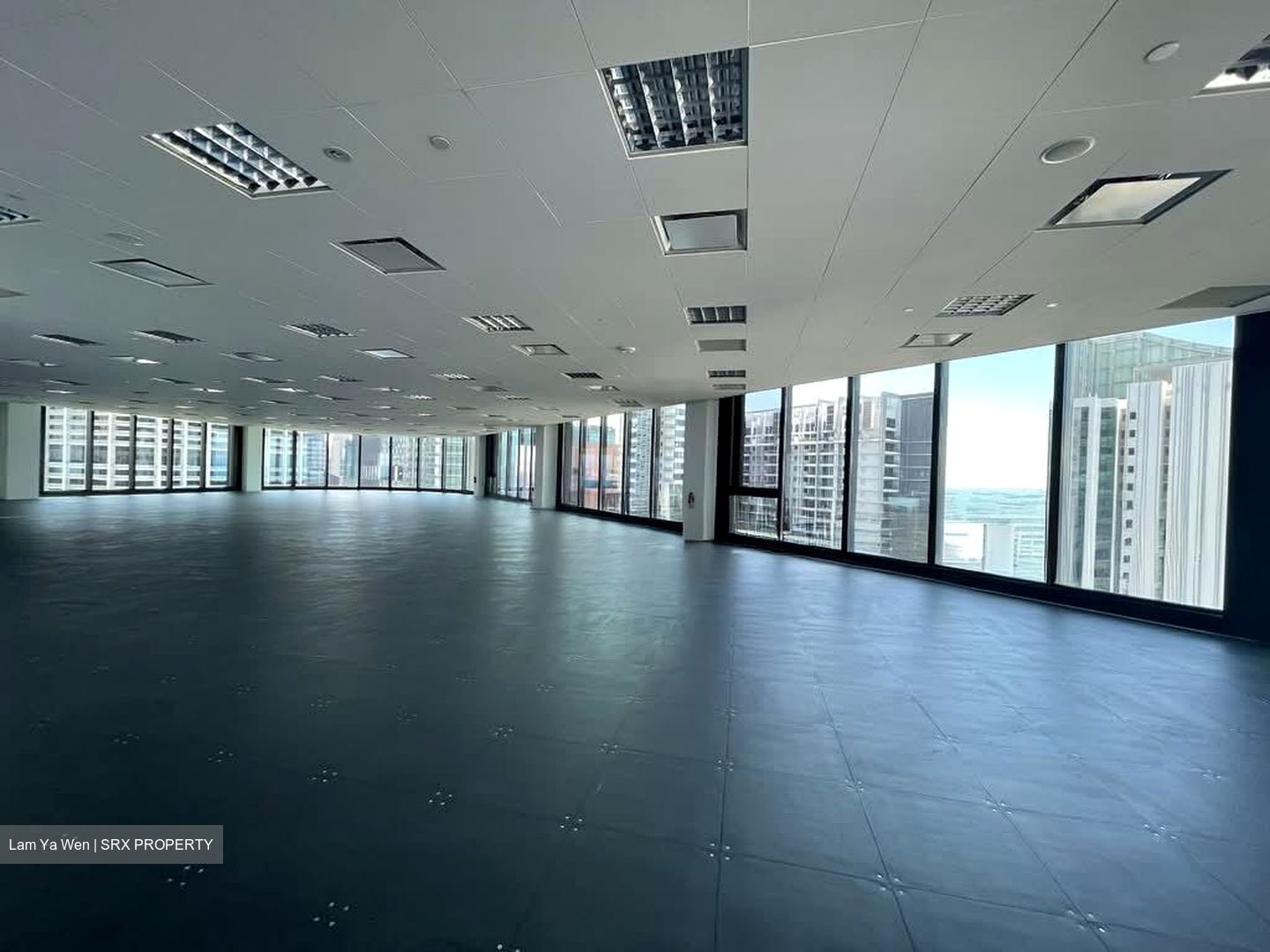Hub Synergy Point (D2), Office #534075961